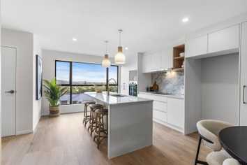 8C Howe Street, Howick
