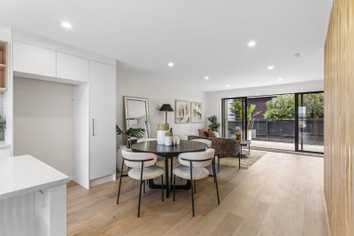 8C Howe Street, Howick