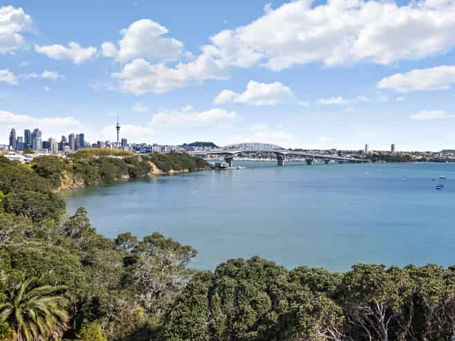  4A Clarence Road and 1A Hall Street, Northcote Point