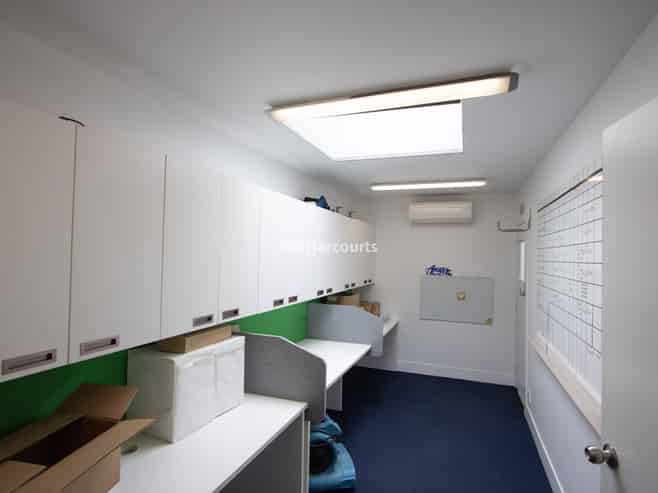 PROFESSIONAL OFFICE MILFORD