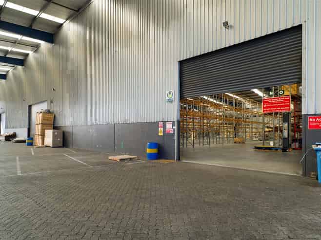 Rare Opportunity | Large-Scale Airport Industrial