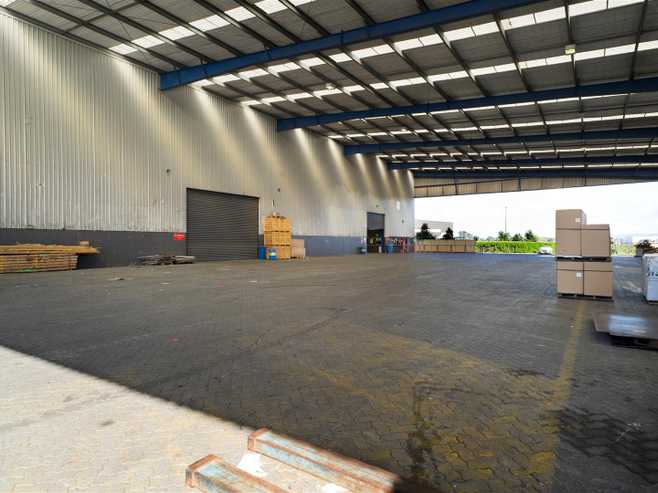 Rare Opportunity | Large-Scale Airport Industrial