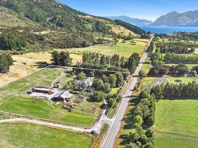 1025 Lake Hawea-Albert Town Road, Lake Hawea