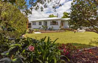 24 Burleigh Road, Redwoodtown
