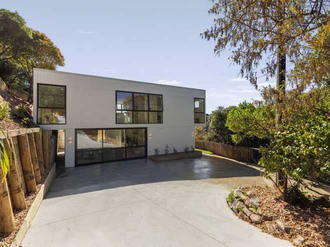 111 Mount Pleasant Road, MOUNT PLEASANT