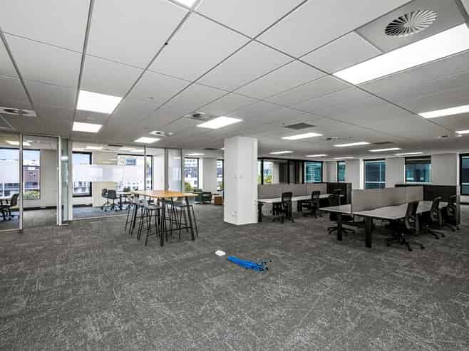  CBRE – Premium Quay Park Offices