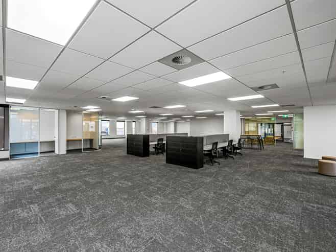  CBRE – Premium Quay Park Offices