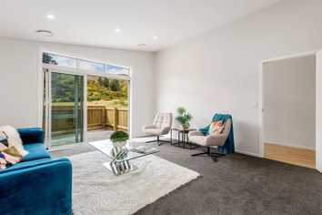 69 Crompton Avenue, Churton Park