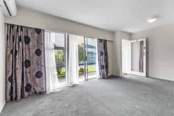 B/191 Centreway Road , Orewa