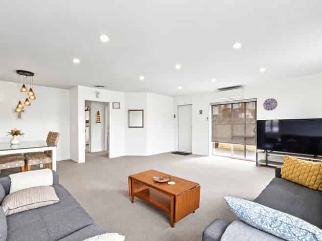 20 Piper Place, Goodwood Heights