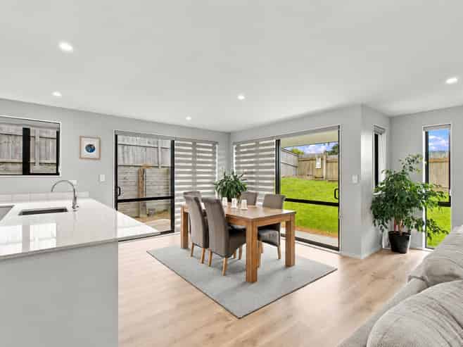 21 Thomason Crescent, Pokeno