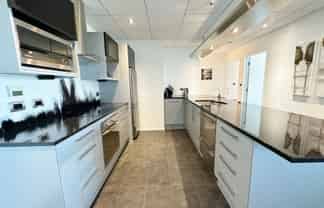 2/1 Wakefield Av, Sumner