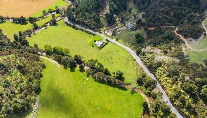 801 Russell Road, Whakapara
