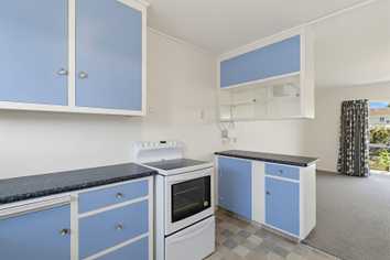 2/260 Cameron Street, Ashburton