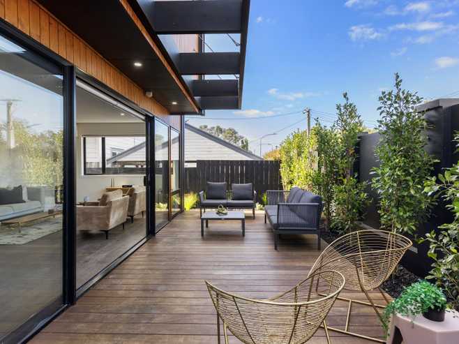 213C Meola Road, Point Chevalier