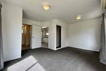 2/11 Burns Street , Sydenham