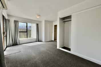 2/11 Burns Street , Sydenham