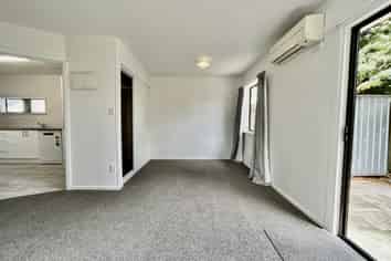 2/11 Burns Street , Sydenham