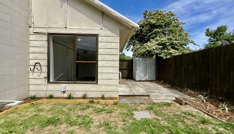 2/11 Burns Street , Sydenham