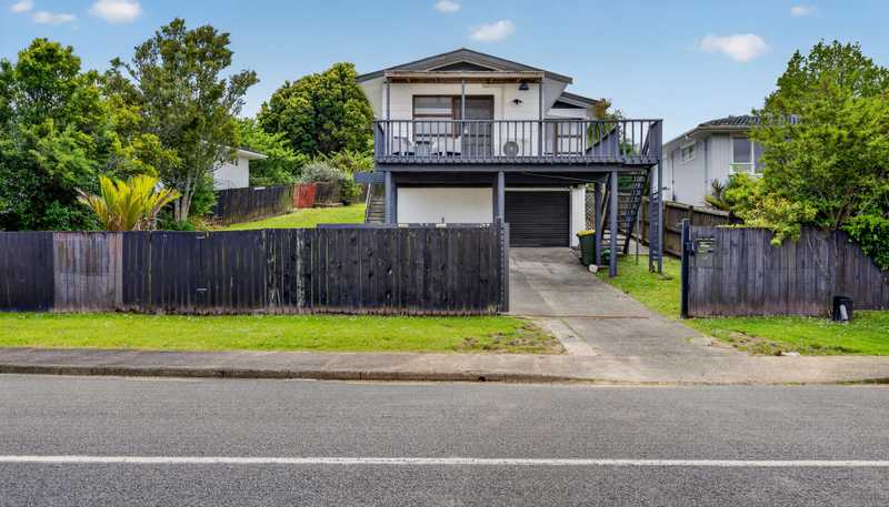 44 Kemp Road, Massey