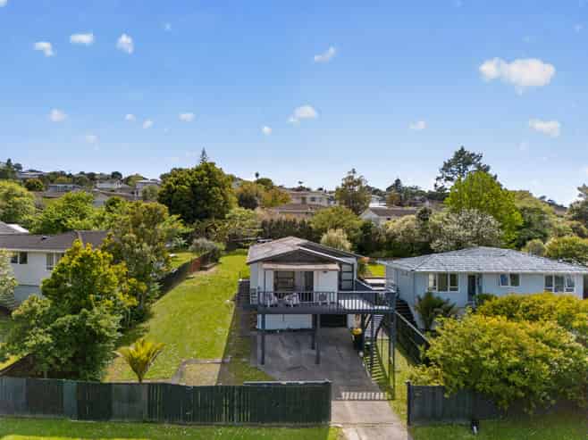 44 Kemp Road, Massey