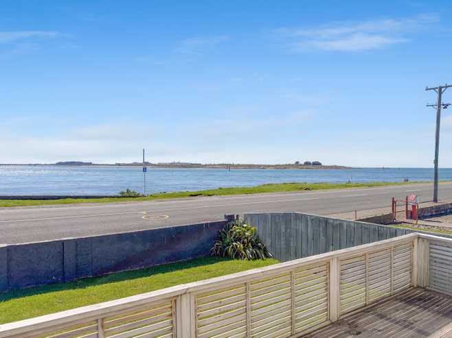 2 Burrows Street, Bluff