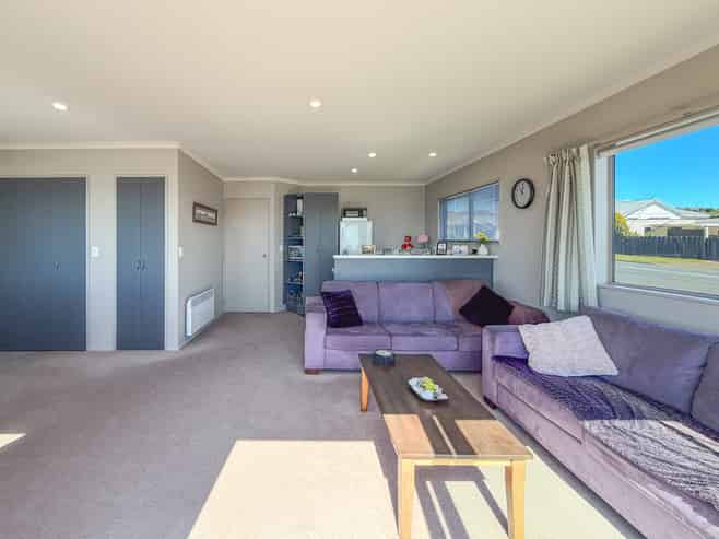 2 Burrows Street, Bluff