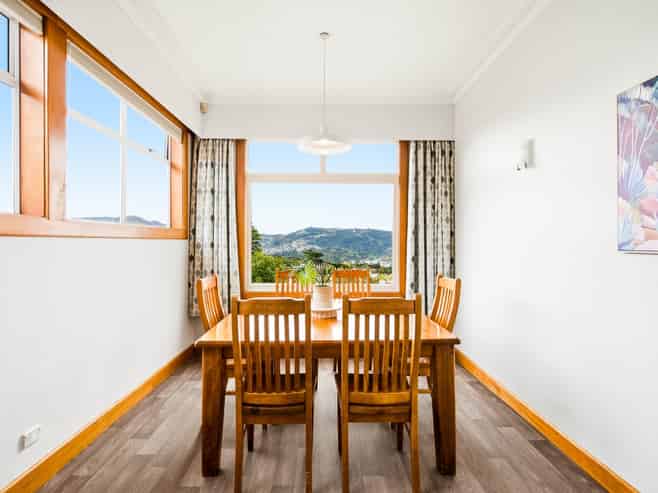 32 City Road, Roslyn