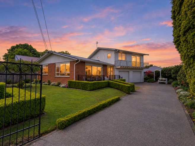 154 Mays Road, Saint Albans