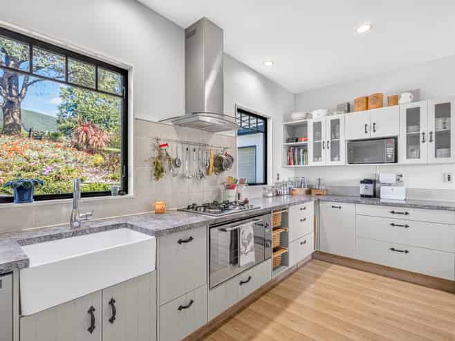 7 Montebello Avenue, Stoke
