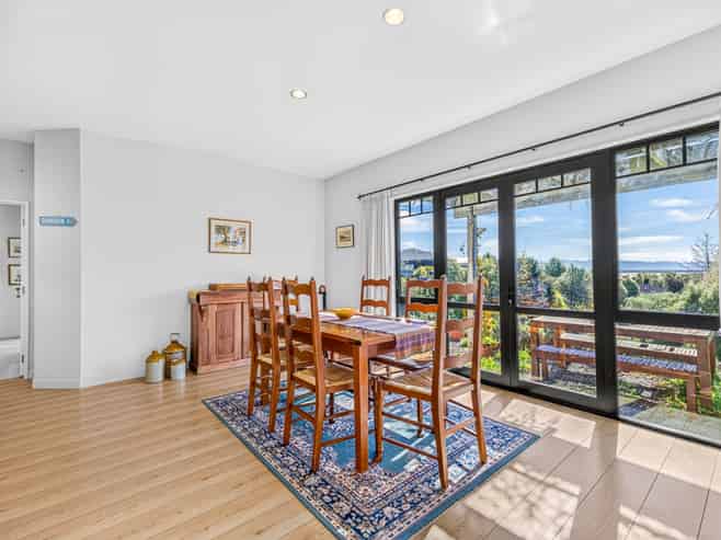 7 Montebello Avenue, Stoke