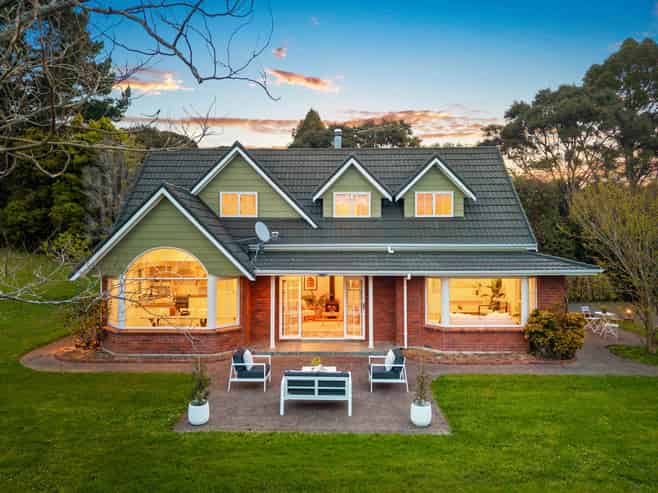 26 Awhiorangi Promenade, Swanson