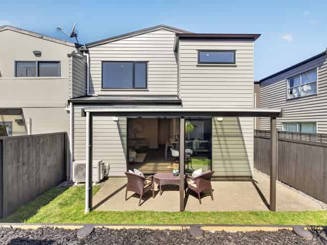 12E Bluefin Way, West Harbour