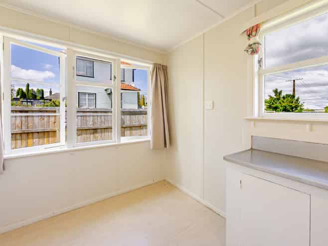 20 Churchill Street, Waipukurau