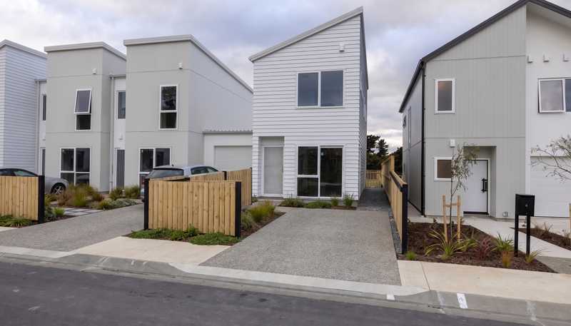  Tarapuka Road, Porirua