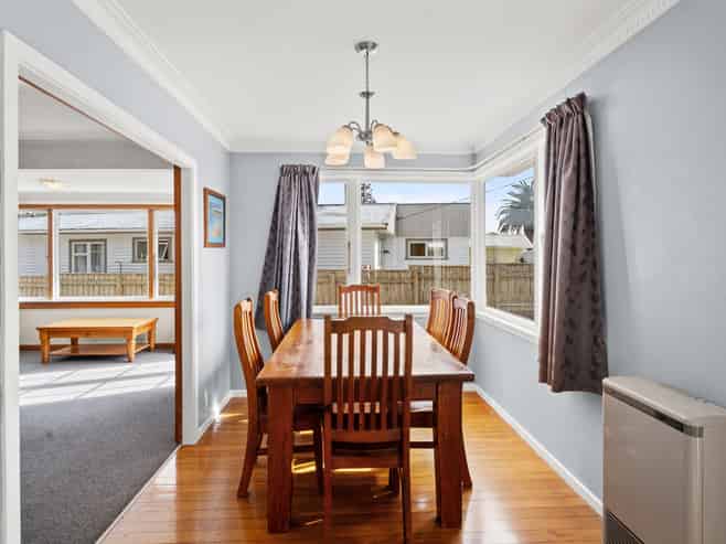 27 Budleigh Street, Frankleigh Park