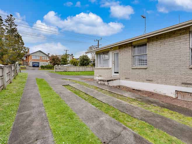114A & B Tawa Street, Melville