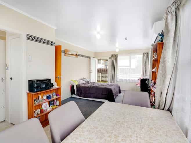 114A & B Tawa Street, Melville