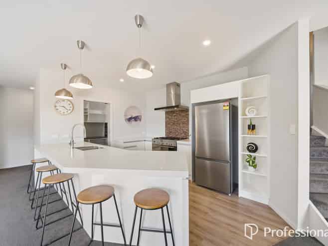 31 Riverstone Drive, Riverstone Terraces