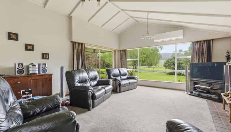 35 Maungatua Road, East Taieri
