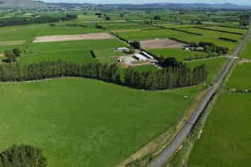 35 Maungatua Road, East Taieri