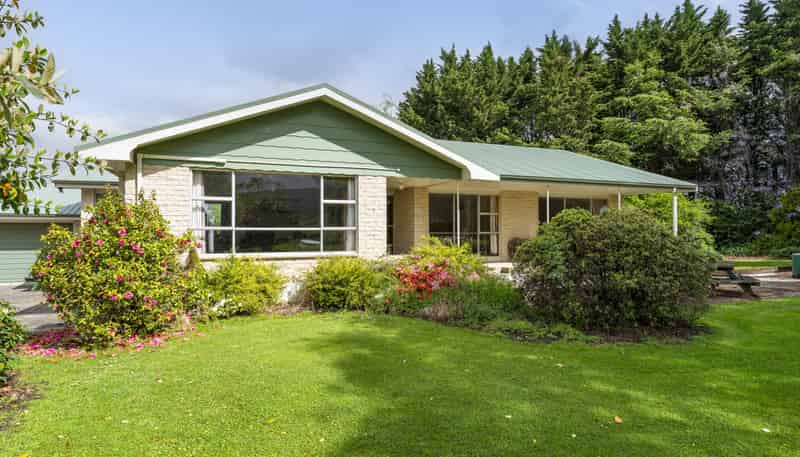 35 Maungatua Road, East Taieri