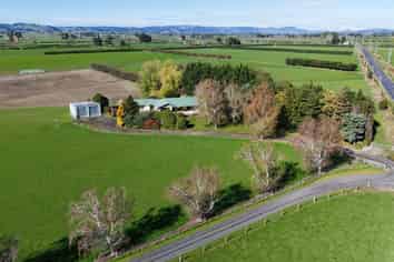 35 Maungatua Road, East Taieri