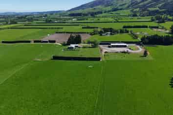 35 Maungatua Road, East Taieri