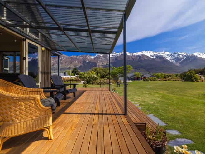 12 Invincible Drive, Glenorchy