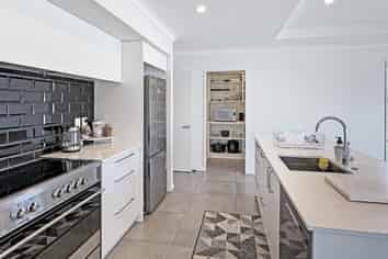 12 Dalwood Crescent, Rolleston