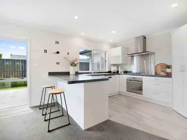 3 Sunrise Lane, MANGAWHAI HEADS