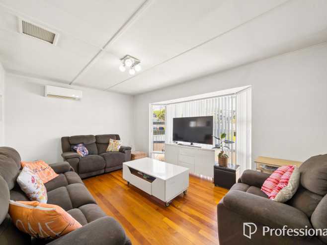 17 Kenmore Street, Newlands