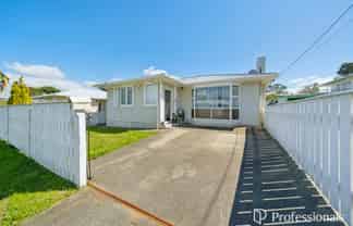 17 Kenmore Street, Newlands