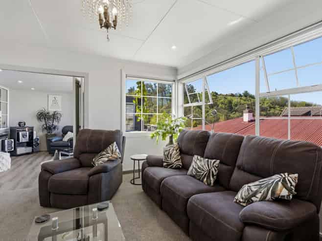 7 Colquhoun Street, Glenross